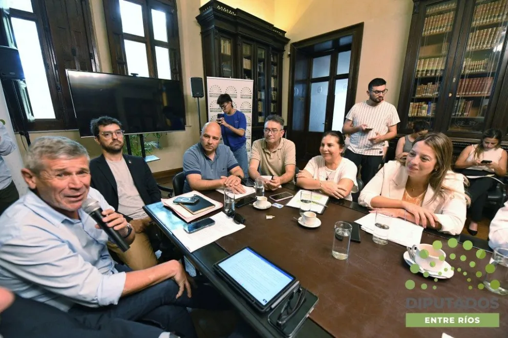 Diputados: Hubo acuerdo en comisiones para avanzar en la creación del Ente Mixto de Turismo