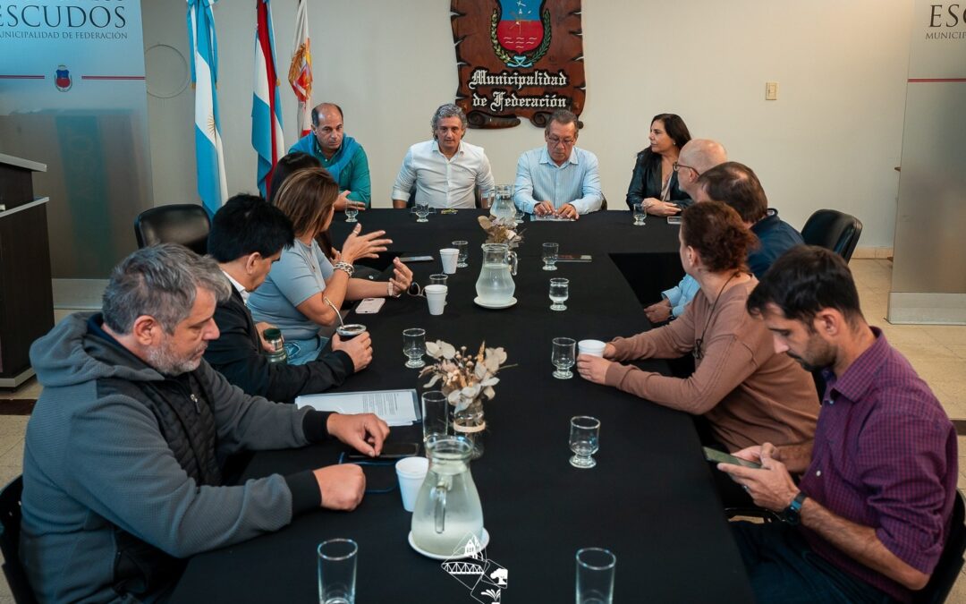 EL INTENDENTE BRAVO CONTINÚA CON LAS GESTIONES POR LA REPARACIÓN HISTÓRICA PARA FEDERACIÓN