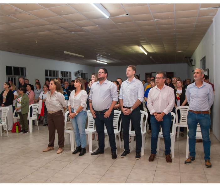 LOS AUSENTES; GRACIELA RACEDO, HÉRNAN BURNA Y SERGIO PIANA