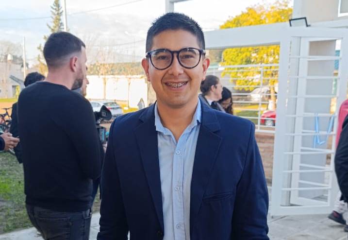 “Tenemos un gran equipo, seguiremos trabajando” afirmó el nuevo director departamental de Escuelas