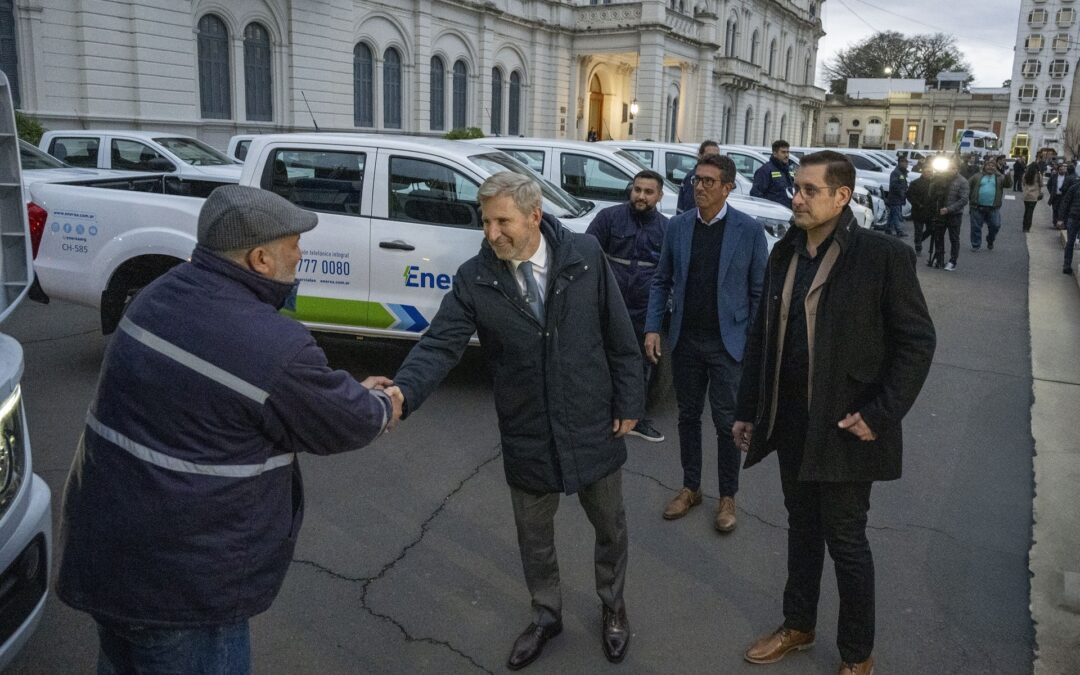 La provincia presentó la nueva flota de vehículos de Enersa con una inversión histórica