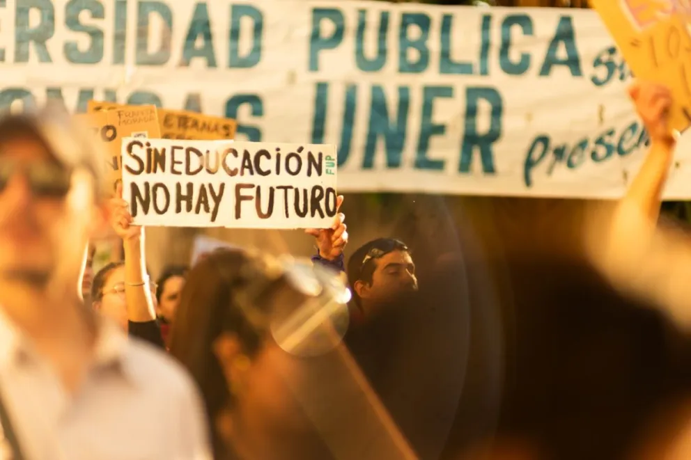 Ley de Financiamiento: nodocentes universitarios entrerrianos paran hoy, docentes mañana