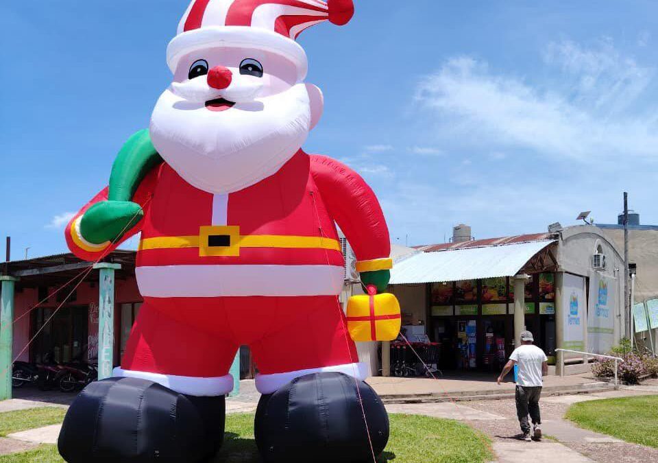«SUPER TERMAS» INSTALÓ EL «SUPER PAPÁ NOEL»….