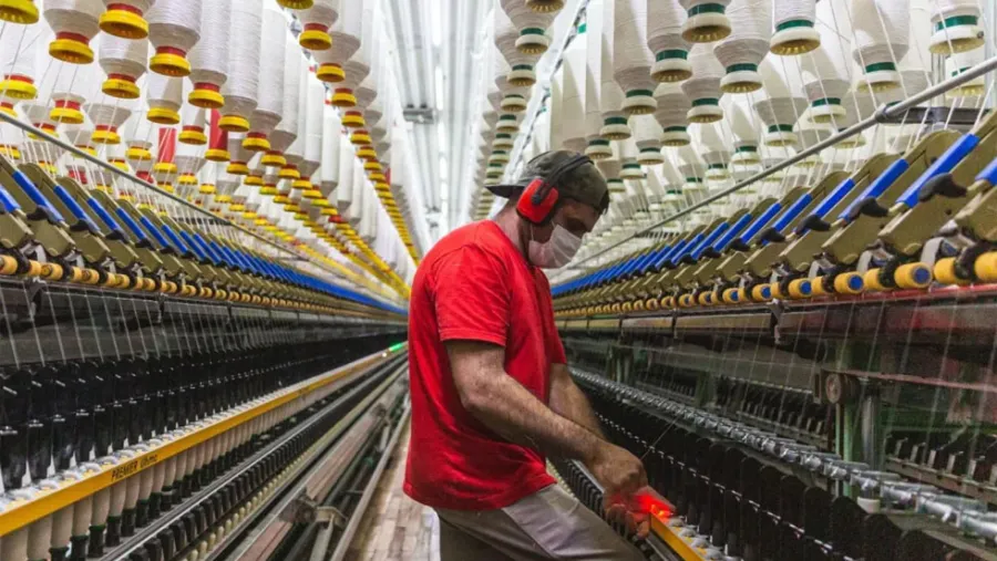OJO PELUQUITAS!!! Reconocida textil cerró una línea de confección y echó a 62 trabajadores
