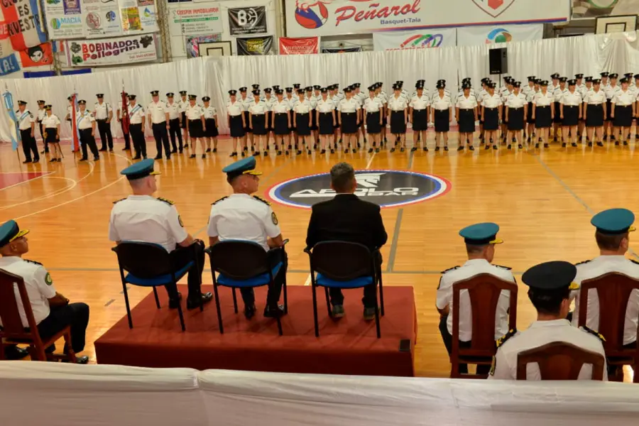 Egresaron 79 mujeres como agentes de policía y se incorporarán al servicio en Entre Ríos