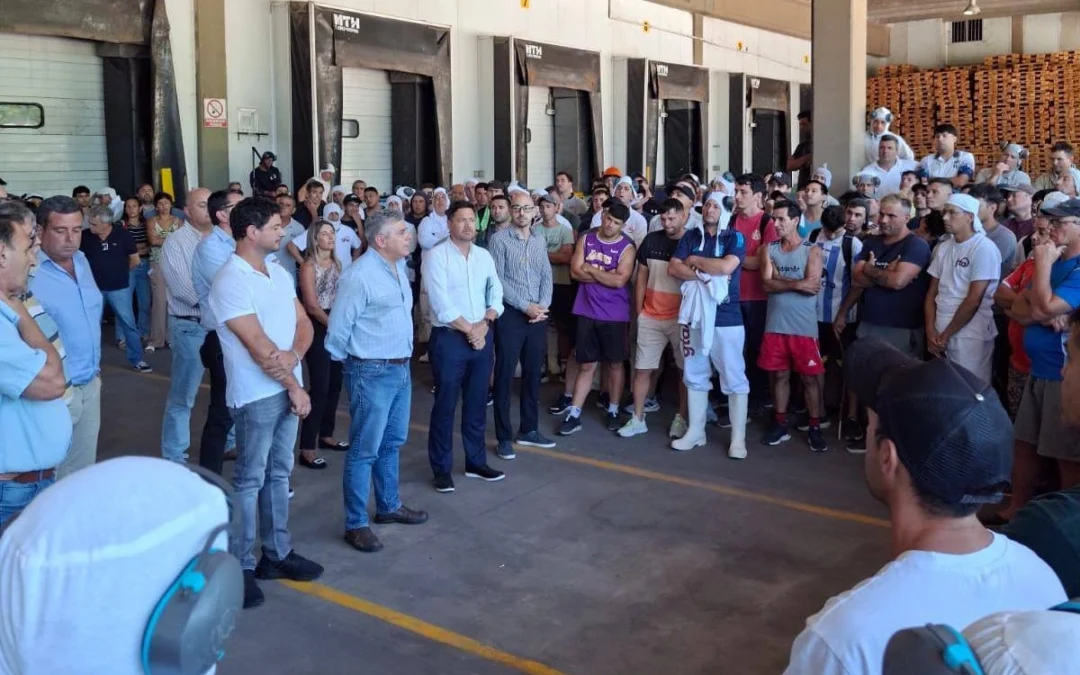 Granja Tres Arroyos: La Provincia intervino, abrió el diálogo y se levantó la medida de fuerza