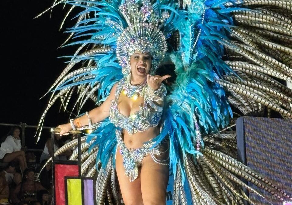 LA REINA VOLVIÓ A CONECTAR: CARLA LIBERATORI Y LA QUÍMICA QUE DESPIERTA YASÍ PORÁ