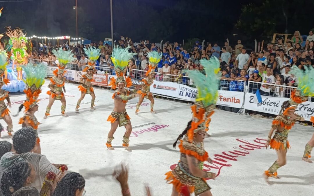 NÚMEROS DE LOS CARNAVALES DE CHAJARÍ: En la segunda noche se vendieron 4376 entradas, de las cuales 705 correspondieron a menores y 3671 a mayores.