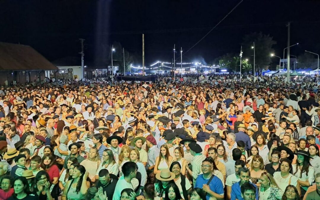 La Bailanta de Los Conquistadores se realizó con un éxito rotundo