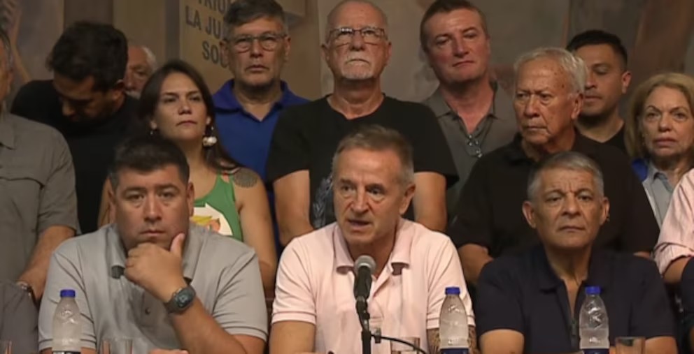 La CGT afirmó que el paro tuvo un acatamiento de más del 90 por ciento y dijo que “recién empieza el plan de acción”