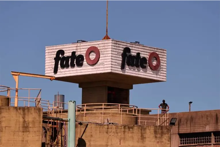 SE DESPERTARON DE LA SIESTA…