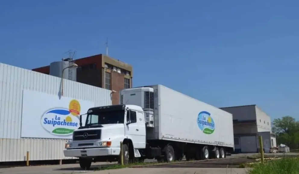 TELEFONO PARA PELUQUITAS… NO QUEDA NADIE EN PIE…