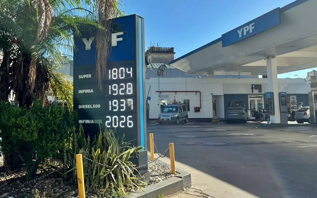 La nafta súper de YPF volvió a romper otro techo en su precio