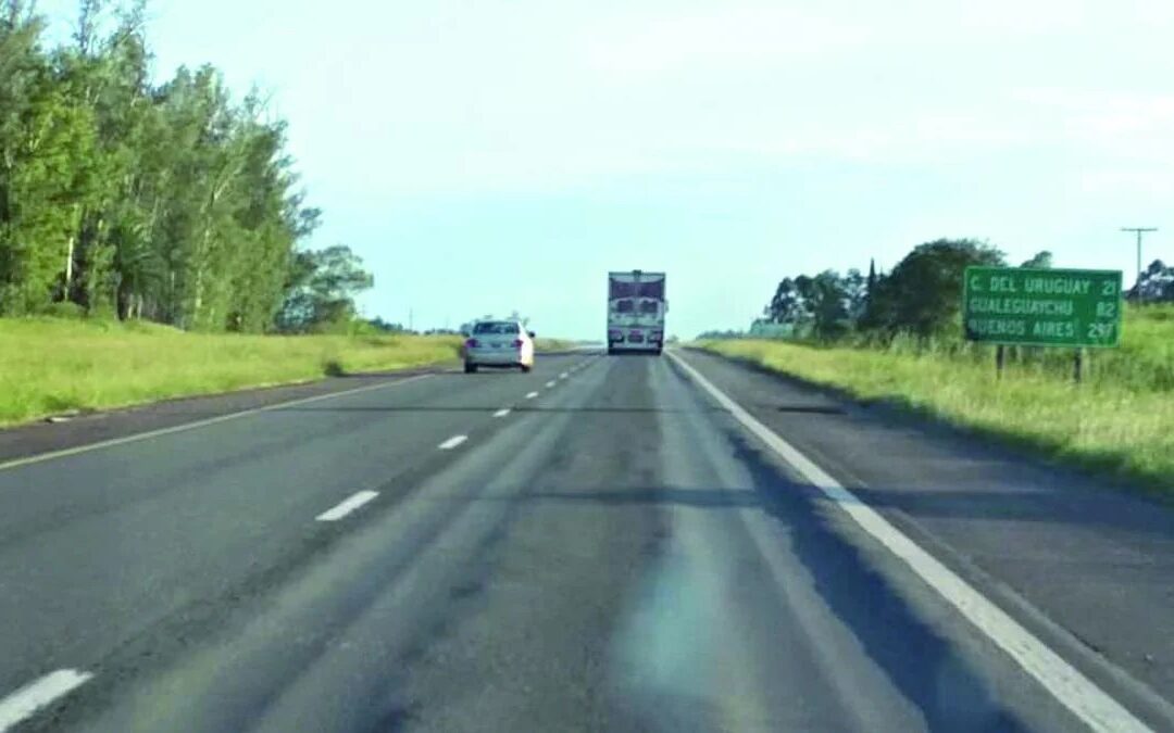 PEAJES MÁS CAROS SIN OBRAS: CRECEN LAS CRÍTICAS A LA CONCESIÓN DE LA AUTOVÍA DEL MERCOSUR