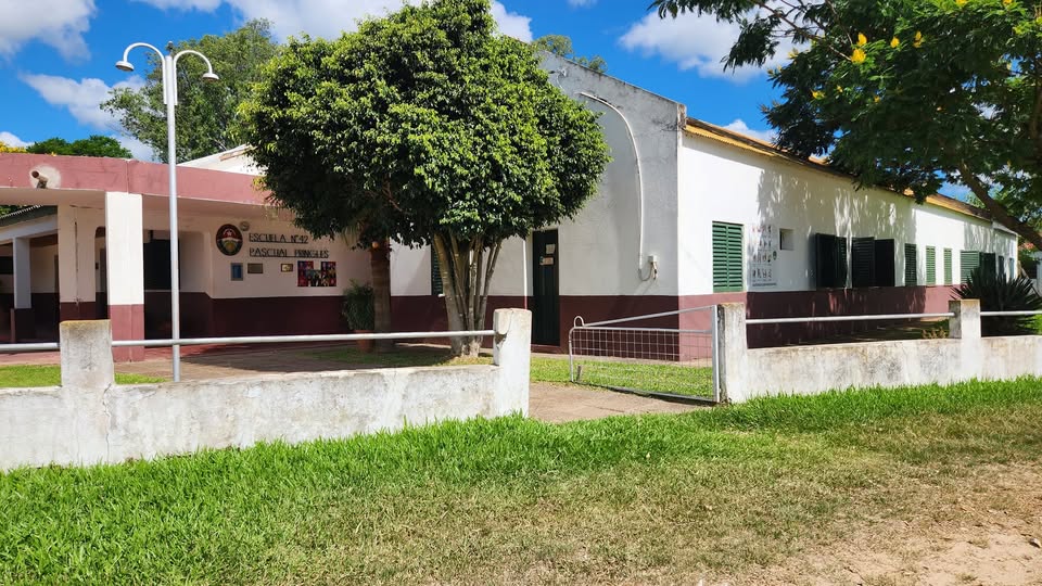 LA CAFESG FINALIZÓ LAS OBRAS EN LA ESCUELA PASCUAL PRINGLES DE PARAJE GUAYAQUIL