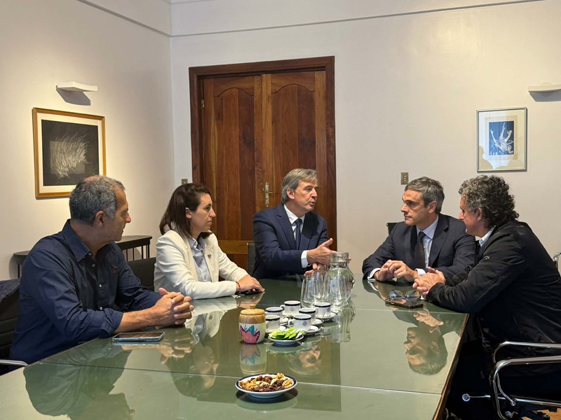 El Intendente Bravo se reunió con legisladores entrerrianos en el Congreso Nacional