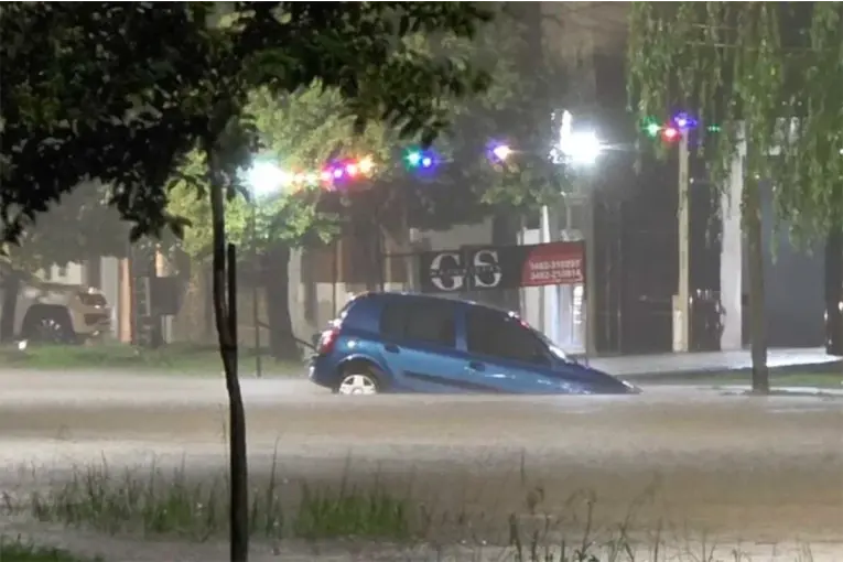 Las lluvias superaron los 200mm en el norte de Santa Fe: anegamientos y suspensión de clases