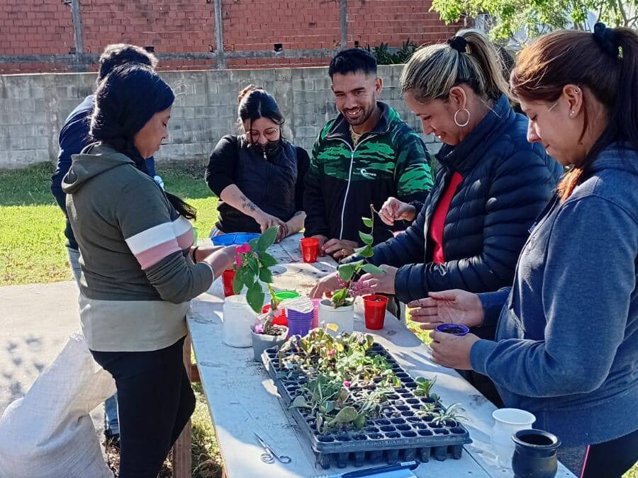 EMILIO VAGO GENERA ACTIVIDADES: PROYECTO JÓVENES EN MARCHA .