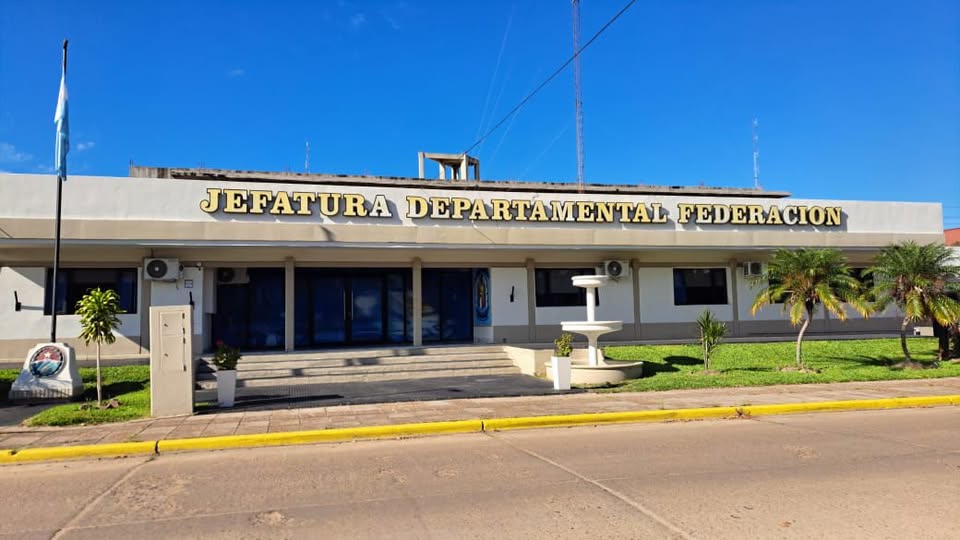 FEDERACIÓN: DETUVIERON A UN HOMBRE TRAS OPERATIVO POR PRESUNTA TENENCIA DE ESTUPEFACIENTES CON FINES DE COMERCIALIZACIÓN