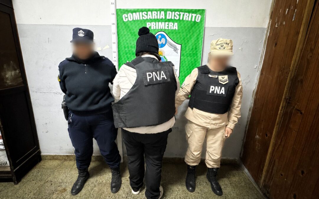 Detuvieron a una mujer en Mocoretá y secuestraron drogas tras varios allanamientos de Prefectura