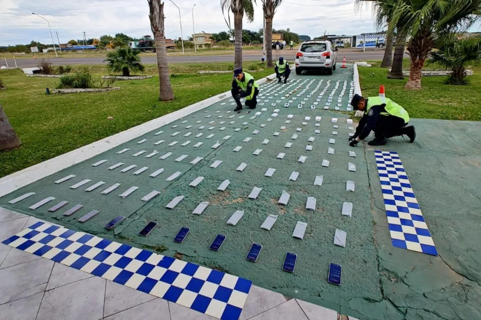 Secuestran 290 celulares de contrabando en el Puesto de Control Vial de Paso Cerrito
