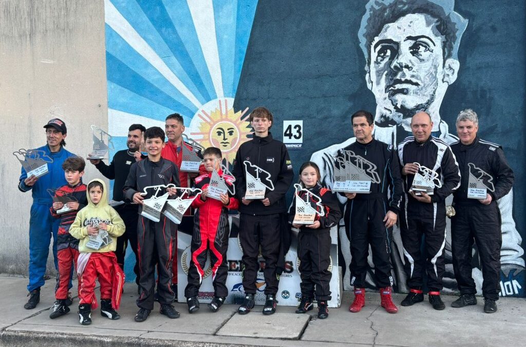 VICTORIA DE GALA GARMENDIA EN LA PRIMERA FECHA DEL KARTING REGIONAL EN CONCORDIA