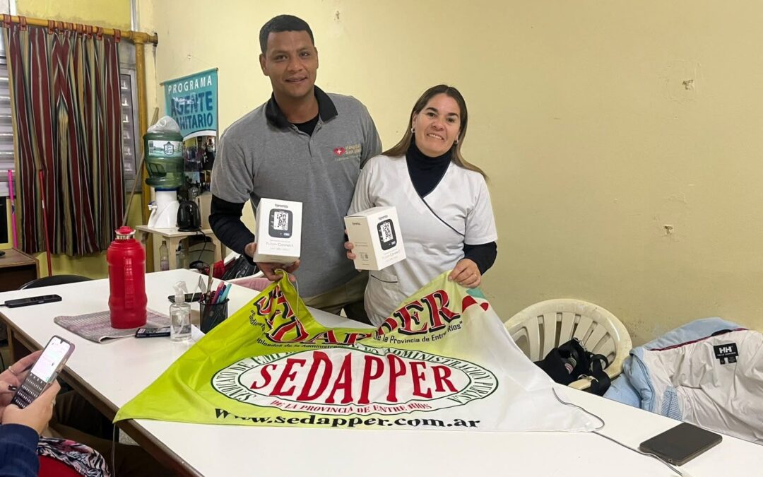 SEDAPPER DONÓ DOS TENSIÓMETROS DIGITALES AL ÁREA DE AGENTES SANITARIOS DEL HOSPITAL SAN JOSÉ