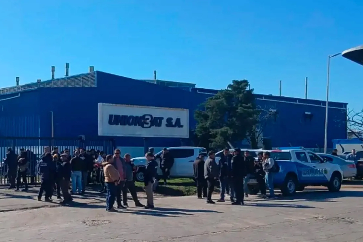 PELUQUITAS, HASTA CUÁNDO VAN A SEGUIR DESTRUYENDO AL PAIS?