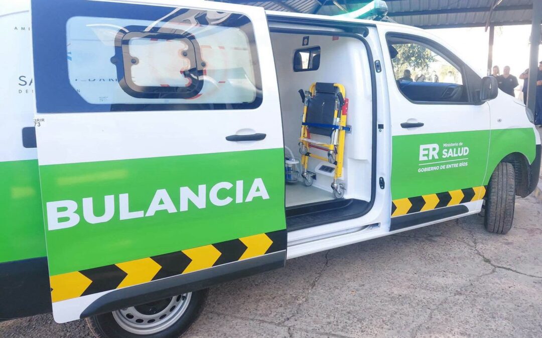 LLEGA UNA AMBULANCIA LUEGO DE VARIOS MESES DE GESTION.
