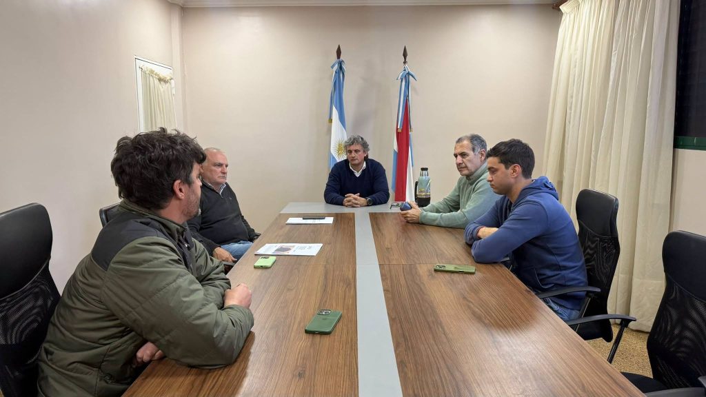 Jóvenes de Federación buscan convertir residuos industriales en una nueva fuente de negocios y empleo