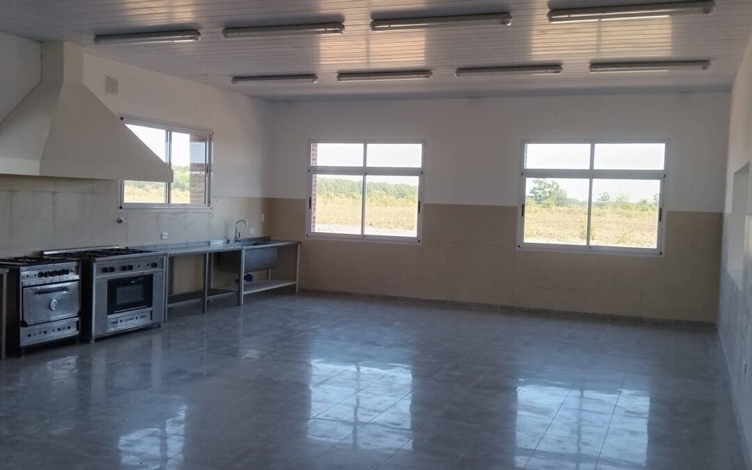 Culmina la construcción del comedor de la Escuela Agrotécnica Nº 150 El Limonar